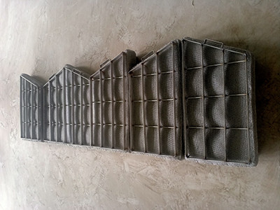 抽屜式絲網(wǎng)除沫器圖片8